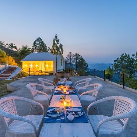 Stayvista At Luna Nova With Outdoor Pool - Раникхет Экстерьер фото