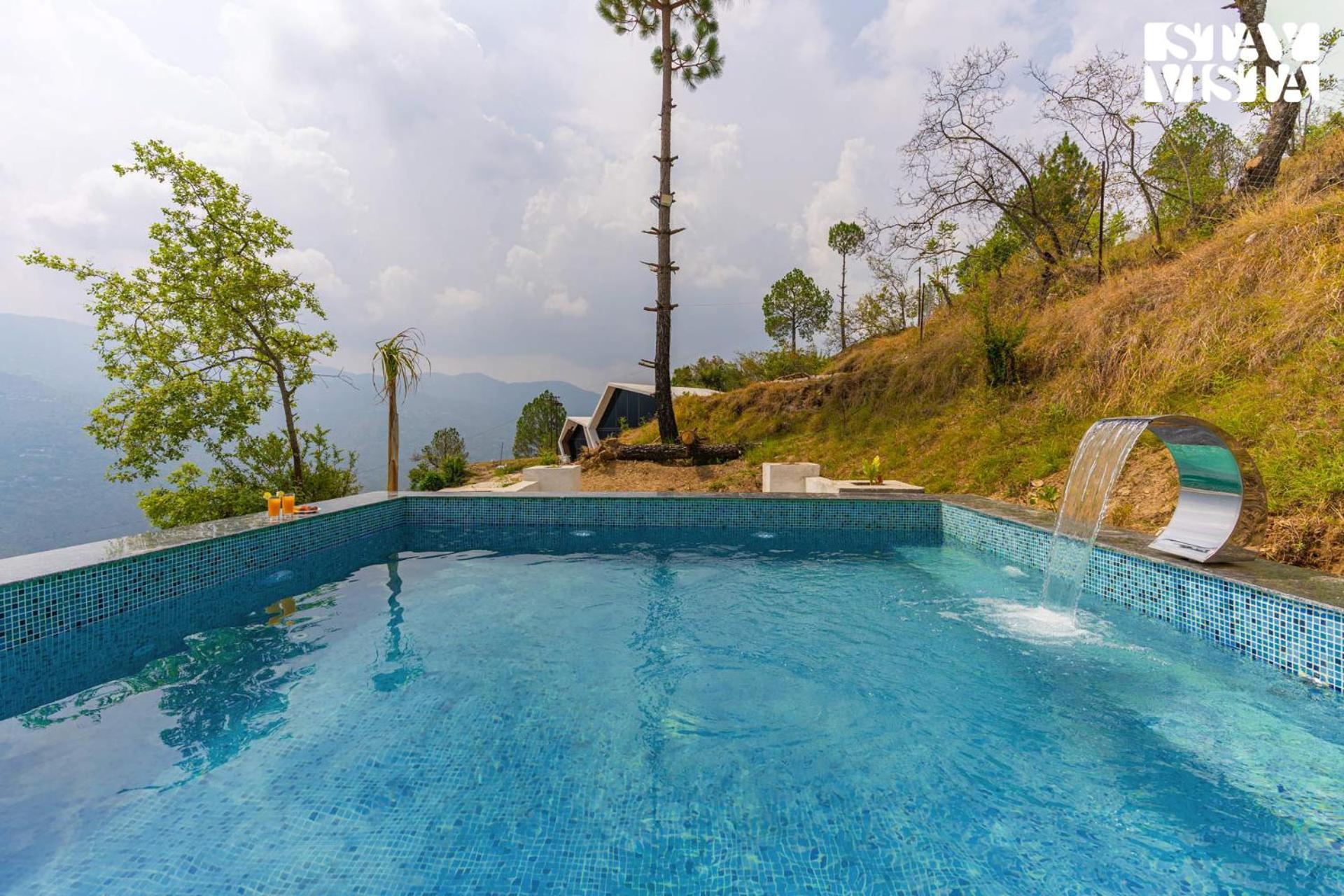 Stayvista At Luna Nova With Outdoor Pool - Раникхет Экстерьер фото