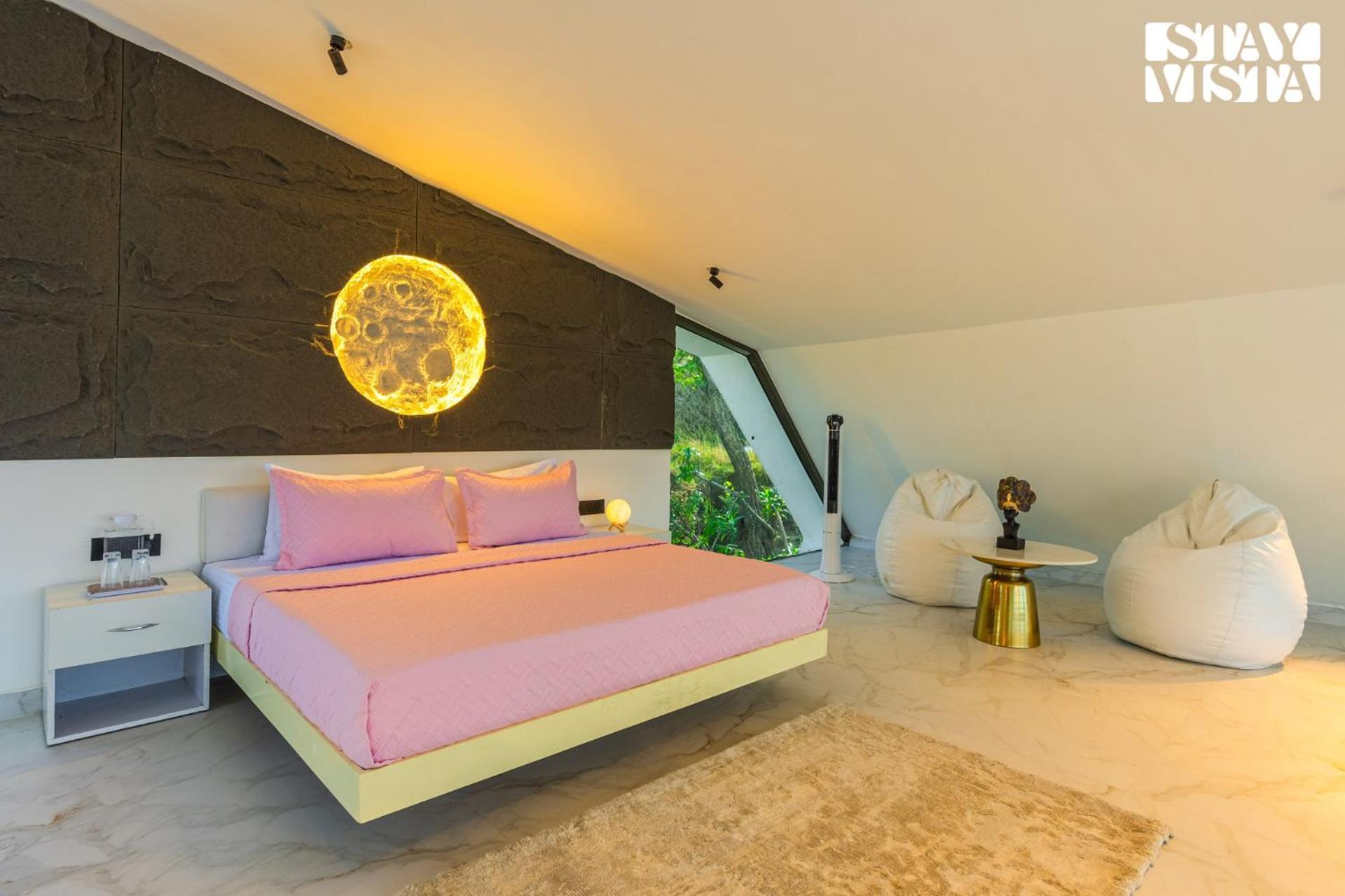 Stayvista At Luna Nova With Outdoor Pool - Раникхет Экстерьер фото