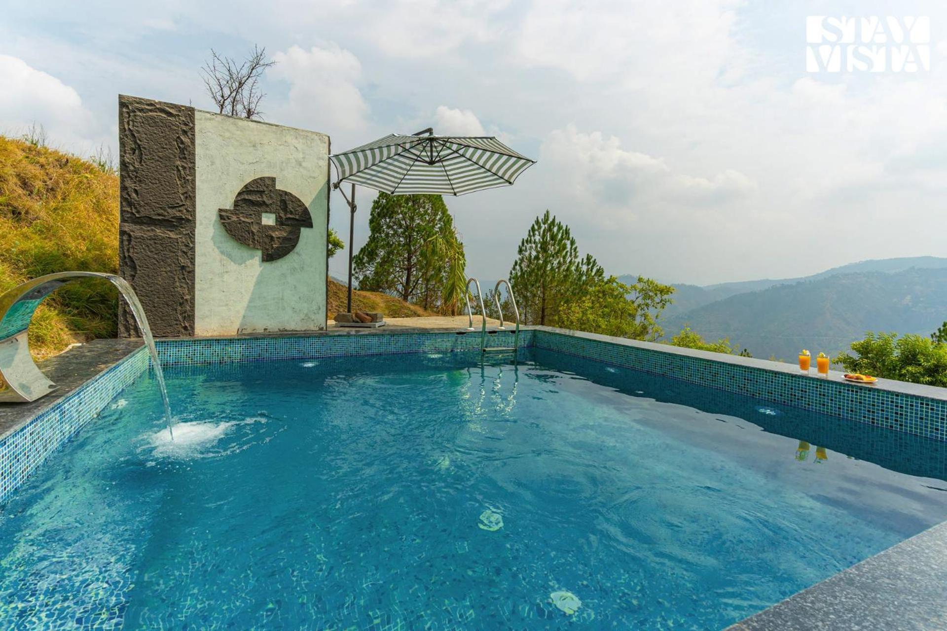 Stayvista At Luna Nova With Outdoor Pool - Раникхет Экстерьер фото
